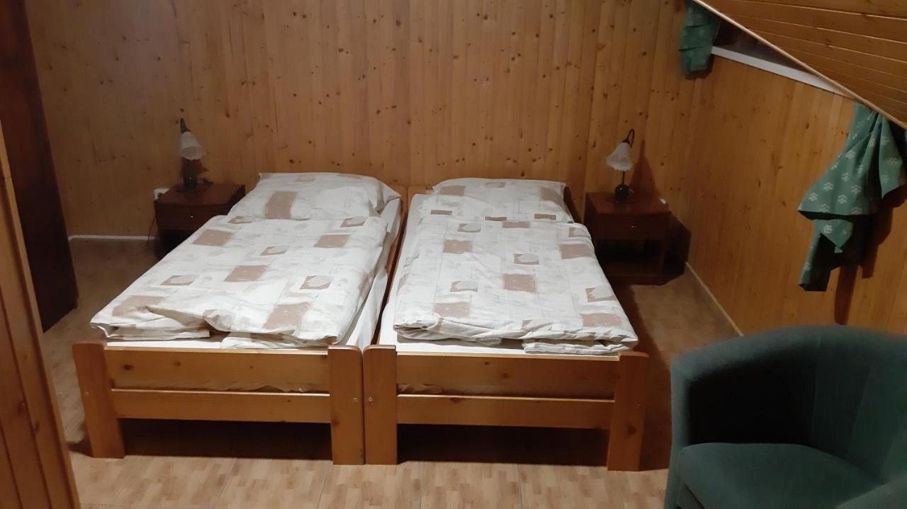 Penzión pri studničke Omastiná Omastina Exterior foto