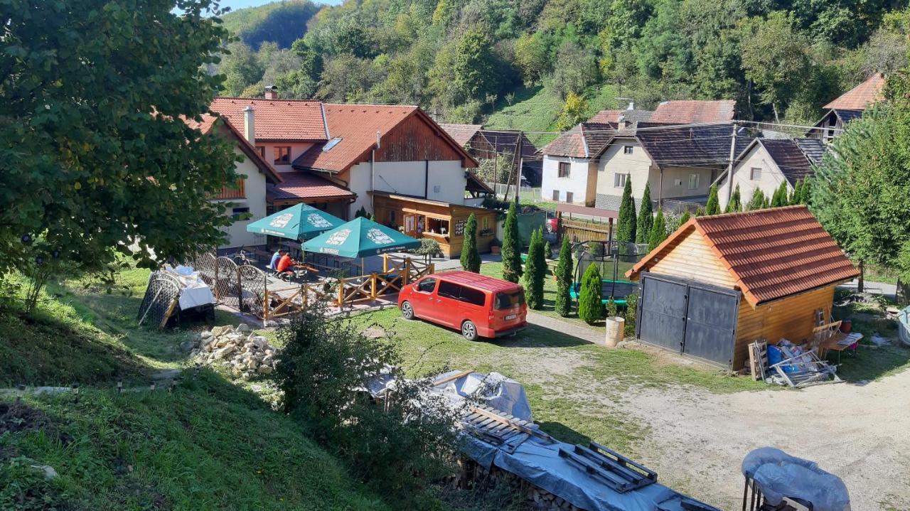 Penzión pri studničke Omastiná Omastina Exterior foto