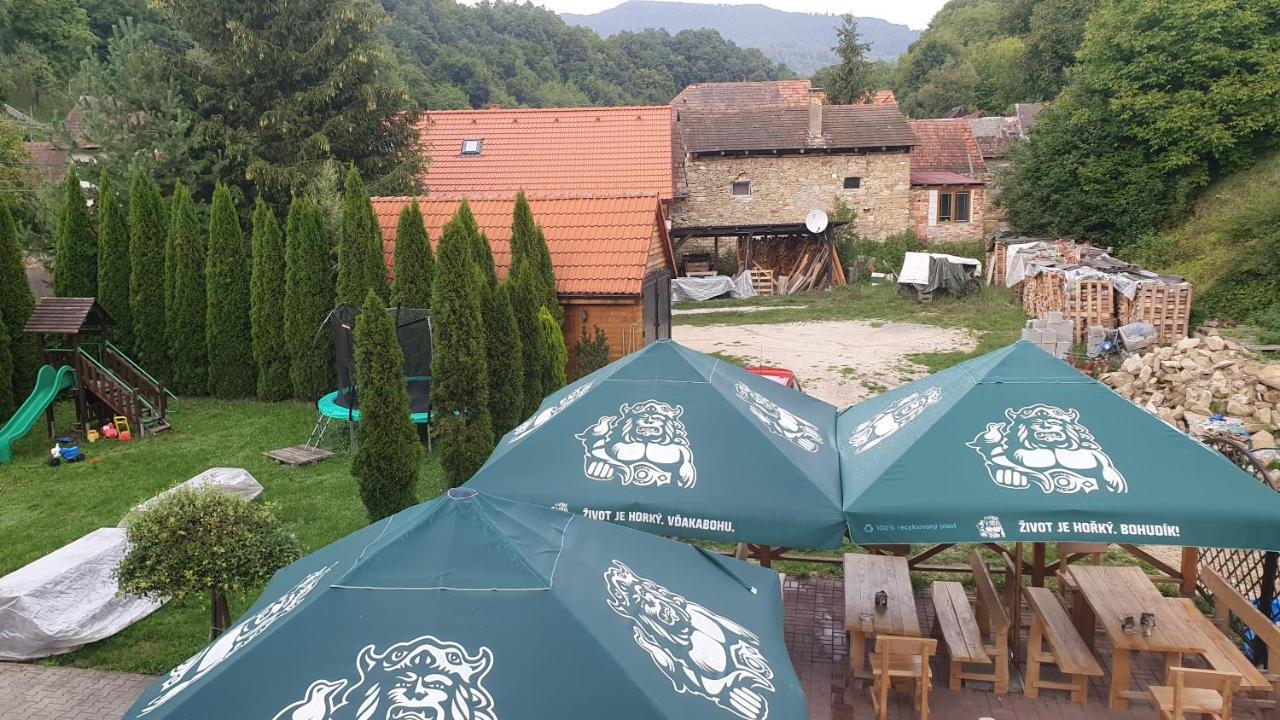 Penzión pri studničke Omastiná Omastina Exterior foto